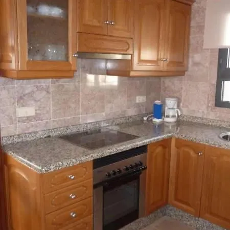 Playa Blanca Sleeps 6 Wifi Appartement *