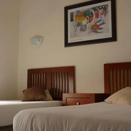 Playa Blanca Sleeps 6 Wifi Appartement